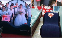 Có hội bạn thân tâm lý tặng hẳn quà cưới là ghế tình yêu, cô dâu chú rể cười như được mùa