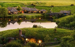 Ngôi làng độc đáo khi toàn bộ các nhà trong làng được xây dựa trên ý tưởng về ngôi nhà của người lùn Hobbit