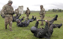 Mỹ khuyên Ukraine làm cách mạng ở Donbass: Kiev có sẵn sàng nhận hậu thuẫn để "làm tới"?