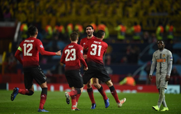"Cứu tinh" lên tiếng, Man United vượt qua vòng bảng trong tột cùng sợ hãi