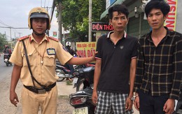 CSGT truy đuổi ép xe 2 kẻ trộm cắp tài sản trên đường phố ở Sài Gòn