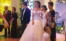 Đám cưới Á hậu Thanh Tú và chồng đại gia 40 tuổi: Cô dâu diện đầm gợi cảm, xinh như công chúa