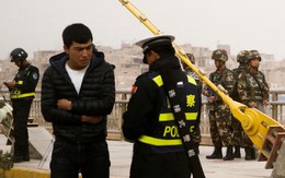 Trung Quốc nổi trận lôi đình trước lời kể rợn người về "trại cải huấn Tân Cương"