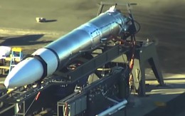 Video: Truyền hình Mỹ vô tình để lộ một loại tên lửa mới