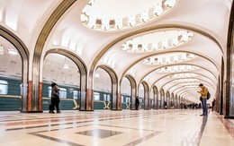 Hệ thống xe điện ngầm đã che chở người dân Moscow trước bom đạn như thế nào?