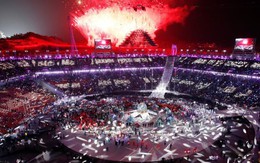 Bế mạc Olympic: Triều, Hàn không mang cờ thống nhất