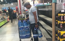 Cape Town, Nam Phi đang dần cạn kiện nước, doanh nhân bán hàng online chớp thời cơ để kiếm lời