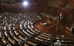 Quốc hội Nhật Bản diễn tập sơ tán tránh tên lửa Triều Tiên