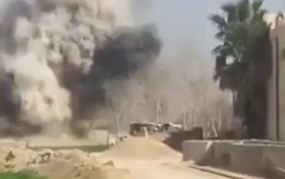 Tăng T-72 Syria “thổi tung” xe đánh bom liều chết tại tử địa Đông Ghouta