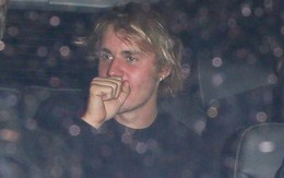 Justin Bieber tiệc tùng thâu đêm với cô gái mới sau khi chia tay Selena Gomez