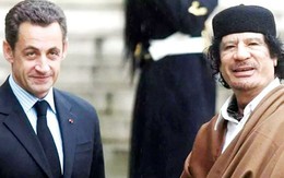 Cựu tổng thống Pháp bị nghi 'đâm lưng' bạn vì vàng