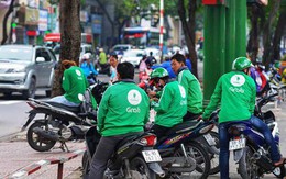 Uber – Grab hậu sáp nhập: Giá cước có tăng? Thu nhập tài xế có giảm? Bị Grab khóa tài khoản rồi nhảy sang lái Uber, có còn cơ hội về với "Grab mới"?