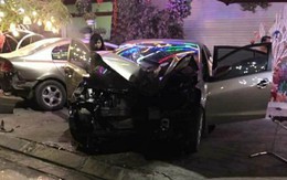 Lái xe tử vong, 5 người bị thương sau khi ô tô mất lái tông cây ven đường