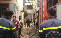 Nhà vắng chủ ở Sài Gòn bốc cháy dữ dội giữa trưa, nhiều tài sản bị thiêu rụi