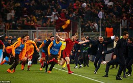 Barca bị AS Roma hủy diệt: Cái giá của việc coi thường đối thủ