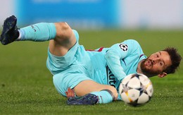Ánh mắt bất lực, đáng thương của Messi khi Barca chia tay Champions League