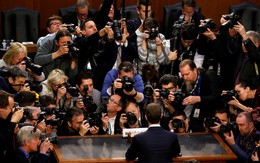 'Dốt' công nghệ, Thượng viện Mỹ gần như chịu thua Mark Zuckerberg trong buổi điều trần