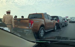 5 ô tô dồn toa trên cao tốc Pháp Vân - Cầu Giẽ