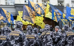 Lực lượng tự phát làm tăng thêm mối lo cho chính phủ Ukraine