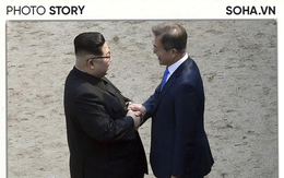 [PHOTO STORY] - 7 cái bắt tay lịch sử giữa hai miền Triều Tiên