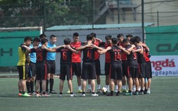 Các trận đấu giải hạng Nhì “phủi” dành phút mặc niệm trợ lý trọng tài Dương Ngọc Tân