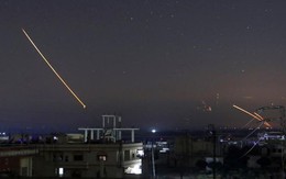 NÓNG: 23 binh sĩ Syria thiệt mạng trong cuộc không kích của Israel