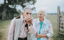 Gần 70 năm chưa từng "rời bỏ nhau nửa bước", cặp vợ chồng này đã chứng minh cho cả thế giới thấy tình yêu lãng mạn không phân biệt tuổi tác