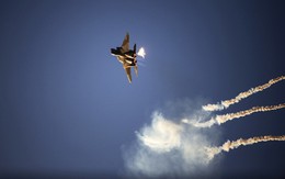 NÓNG: Chiến đấu cơ và trực thăng Israel phản đòn - Tấn công đồng loạt 25 mục tiêu Hamas