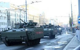 Lực lượng vũ trang Nga diễn tập chuẩn bị cho duyệt binh Ngày Chiến thắng 2018