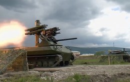 Video: Xem “cỗ máy chiến tranh Syria” của Nga vượt bùn lầy, ầm ầm phóng hỏa