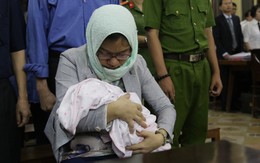 Xét xử "đại gia" Hứa Thị Phấn: Em bé sơ sinh cùng mẹ hầu tòa