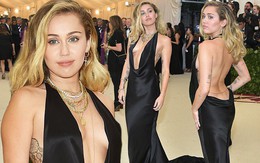 Bộ váy quá hở của Miley Cyrus gây chú ý tại thảm đỏ thời trang danh giá nhất thế giới