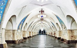 Chùm ảnh: Ngắm nhìn vẻ đẹp nguy nga như "cung điện dưới lòng đất" của các ga tàu điện ngầm ở Nga