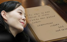 Chữ viết "gia truyền" của nhà họ Kim: Đẹp, độc đáo và luôn gây ấn tượng trước truyền thông