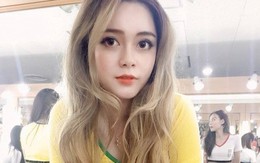 Hot girl World Cup "bị ném đá" với bình luận ngô nghê