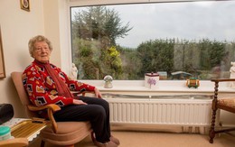 Định xây nhà mà bị hàng xóm phản đối, cụ bà âm thầm lên kế hoạch trả thù hoàn hảo suốt gần 20 năm, cảnh sát biết chuyện cũng đành "bó tay"