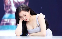 Ngắm 'hot girl ngủ gật' đẹp như búp bê cổ vũ Nhật Bản ở World Cup 2018