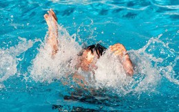 Phòng chống đuối nước: Những điều mà ngay cả người biết bơi cũng cần nắm chắc để sống sót khi đi bơi