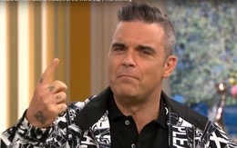 Robbie Williams chính thức lên tiếng về hành động phản cảm, gây sốc tại World Cup 2018