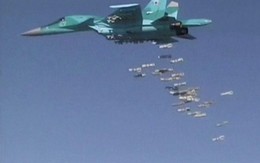 Video: Dàn tiêm kích Su-34 Nga "thổi tung" loạt căn cứ quân nổi dậy Syria ở Aleppo