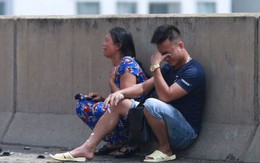 Hà Nội: Người nhà bàng hoàng, khóc nghẹn tại hiện trường vụ cháy xe khách khiến thai phụ 6 tháng tử vong