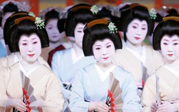 15 bức ảnh mặt mộc không son phấn của các nàng geisha thế kỷ 19 đẹp đến ngỡ ngàng làm bạn không thể rời mắt