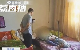 Đến thăm người đàn ông bại liệt, công an phát hiện 20 smartphone và 3 đôi giày hàng hiệu không biết ở đâu ra