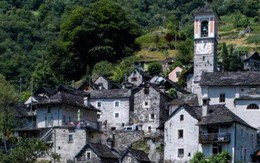 Thụy Sĩ biến ngôi làng nhỏ nhất nước thành tổ hợp khách sạn