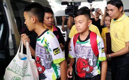 Đội bóng Thái Lan họp báo, tiết lộ bất ngờ khi được hỏi ai quyết định thứ tự ra khỏi hang