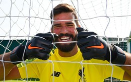 "Bom tấn" của Liverpool: Không có tình yêu vô bờ của anh trai, tôi đã bỏ bóng đá