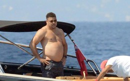 Đi nghỉ ở 2 địa điểm cách nhau 6 cây số, Messi khoe kỹ năng chèo thuyền còn Ronaldo "béo" khoe bụng bia