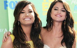 Đây là cảm xúc của Selena Gomez khi biết tin Demi Lovato đi cấp cứu vì sốc ma túy