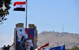 Quân đội Syria kéo cờ ở Quneitra, lính Israel "trơ mắt nhìn": Chiến thắng ngạo nghễ