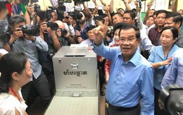 Thủ tướng Hun Sen đi bỏ phiếu bầu cử Quốc hội Campuchia